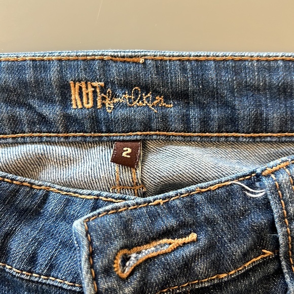 Kut from the Kloth straight leg jeans - Picture 3 of 4